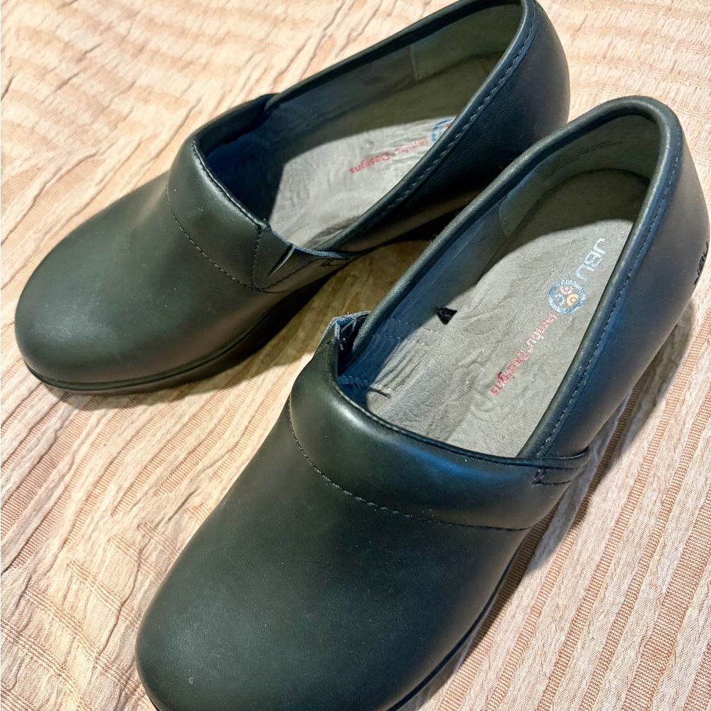 JBU Classic Black Clogs